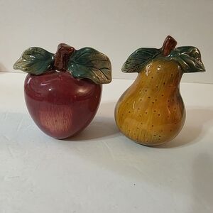 Sakura Delicate Apple Pear Salt Pepper Shaker Set